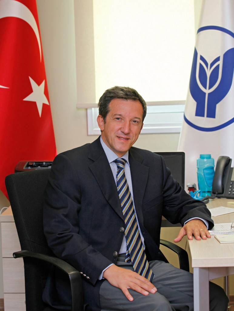 Prof_Dr_Erinc_Yeldan23